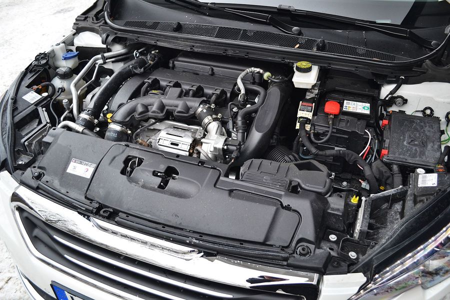 Peugeot 308 1.6 THP Allure silnik