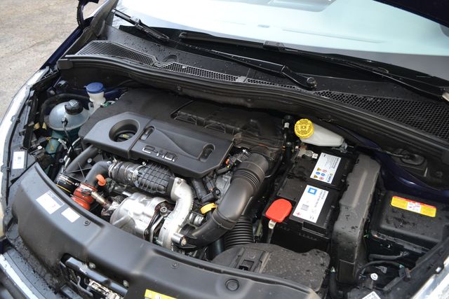 Peugeot 208 1.6 eHDi Allure silnik