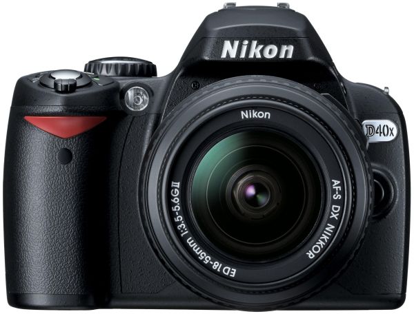 Mała lustrzanka Nikon D40x
