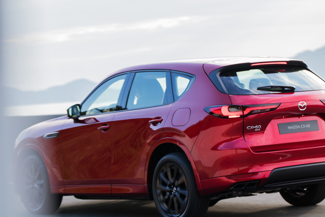 Gdy Premium naprawdę znaczy Premium. Mazda CX-60