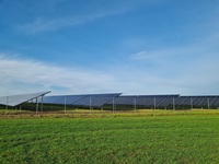 Zdalne farmy fotowoltaiczne w abonamencie nowym modelem zielonej energii
