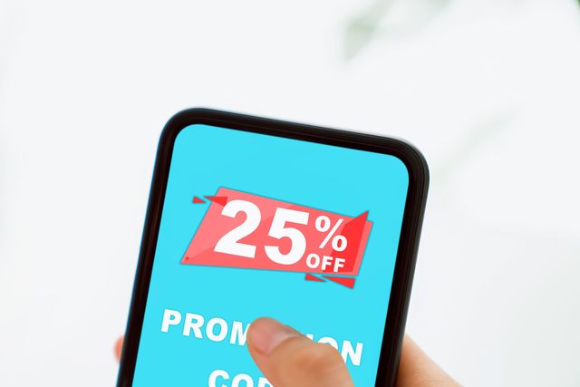 Jakie aplikacje z promocjami pomogą zaoszczędzić pieniądze?