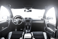 Volksagen Golf R 2.0 TSI 270KM DSG 4Motion - wnętrze