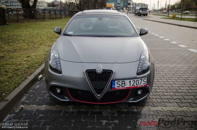 Alfa Romeo Giulietta Veloce, czyli piękna - czy nadal warto ją kupić?