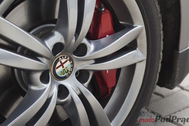 Alfa Romeo Giulietta QV - delikatna jak brzytwa