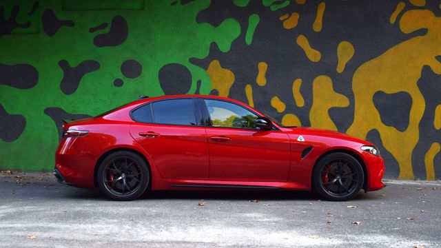 Alfa Romeo Giulia Quadrifoglio - piękna i charakterna