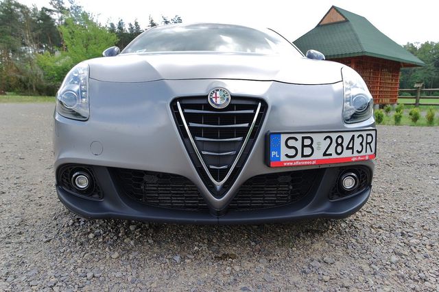 Alfa Romeo Giulietta Quadrifoglio Verde - anielska diablica