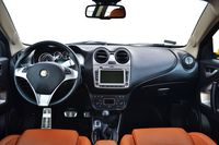 Alfa Romeo MiTo - kokpit