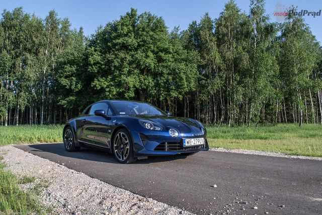 Alpine A110 Legende - drogowy celebryta