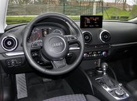 Audi A3 Limousine 1.8 TFSI S-Tronic - wnętrze