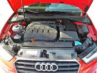 Audi A3 Sportback 2,0 TDI Ambiente - silnik
