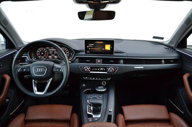Audi A4 Avant 2.0 TFSI S tronic quattro