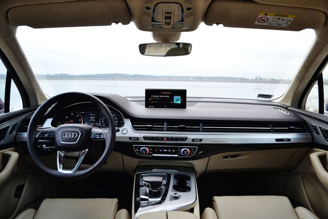 Audi Q7 3.0 TDI tiptronic quattro - jakość i komfort