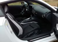 Audi TT 2.0 TFSI quattro S tronic - przednie fotele