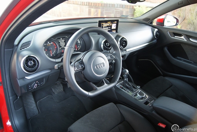 Audi A3 Sportback 1.8 TFSI Ambiente S-tronic - sport czy przestrzeń?