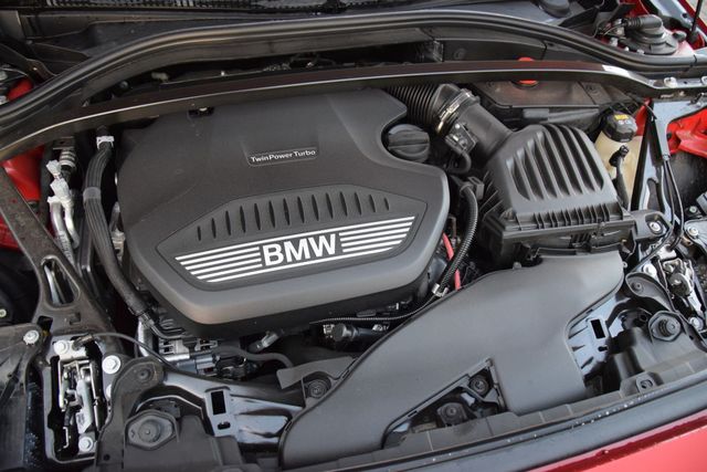 BMW 220d Gran Coupe trzyma poziom