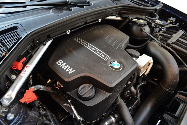 BMW X4 xDrive28i - modne i wygodne
