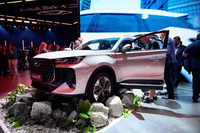 CHERY TIGGO 7 - systemy bezpieczeństwa i multimedia w standardzie