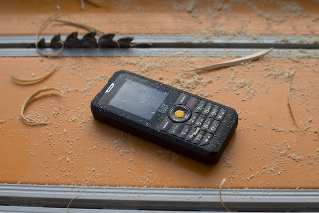 Pancerny telefon Cat B30