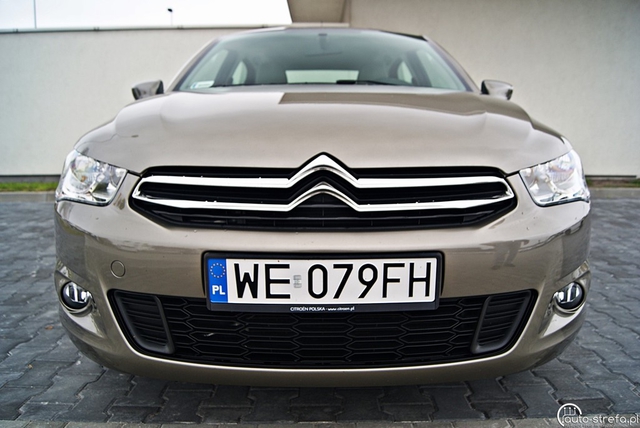 Citroen C-Elysee 1.2 VTi Seduction - tani, a dobry?