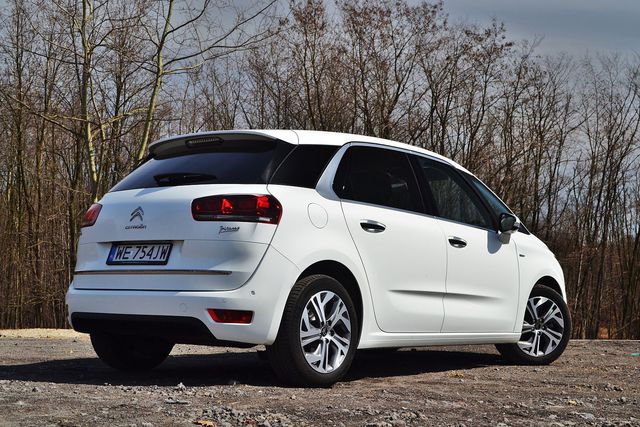 Awangardowy Citroen C4 Picasso 1.6 THP AT Exclusive