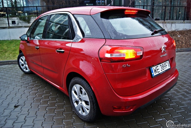 Citroen C4 Picasso 1.6 e-HDi Intensive – jaki kraj, taki Transformers