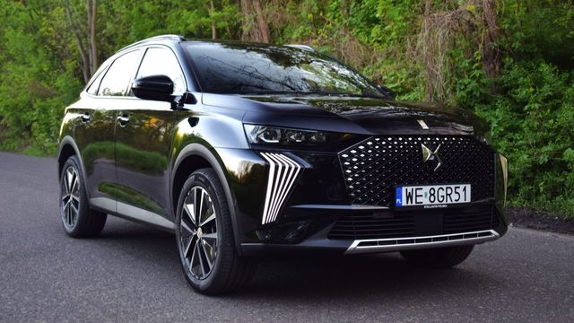DS 7 BlueHDi, czyli świeżość i niebanalny styl