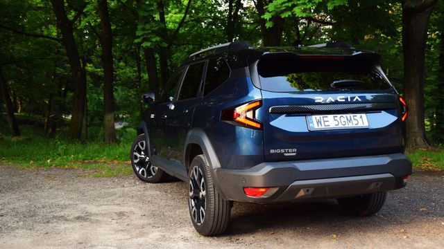 Dacia Bigster Hybrid - duży SUV za rozsądną cenę. Test topowego modelu