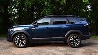 Dacia Bigster Hybrid - profil