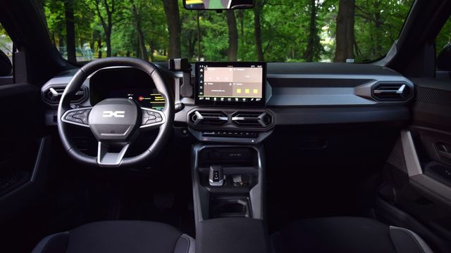 Dacia Bigster Hybrid - duży SUV za rozsądną cenę. Test topowego modelu