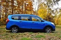 Dacia Lodgy Blue dCi Stepway - bok