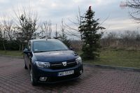 Dacia Sandero 1.0 75 KM - przód