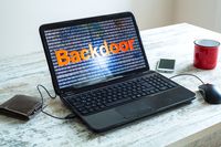 Nowy backdoor atakuje użytkowników systemu Windows