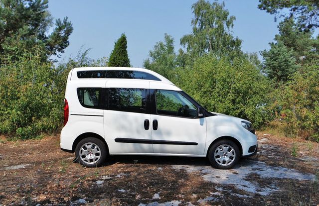 Nietuzinkowy Fiat Doblo 1.4 16v Easy