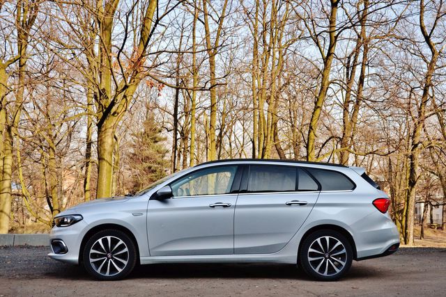 Fiat Tipo Station Wagon 1.6 MultiJet DDCT Lounge