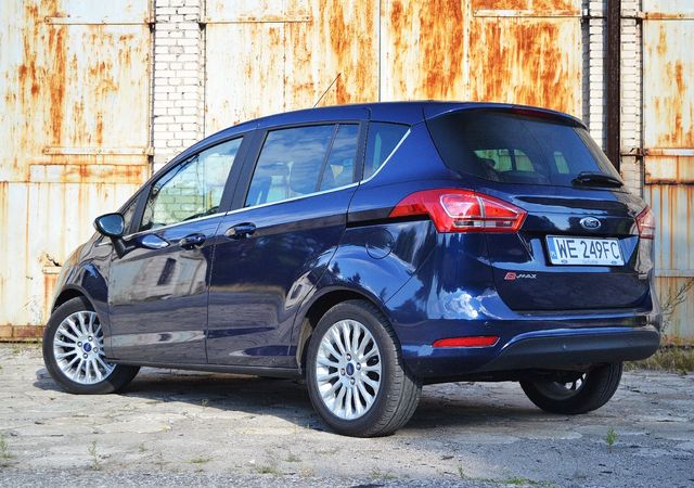 Ford B-MAX 1,0 EcoBoost Titanium