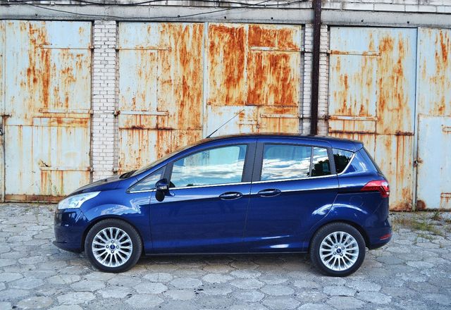 Ford B-MAX 1,0 EcoBoost Titanium