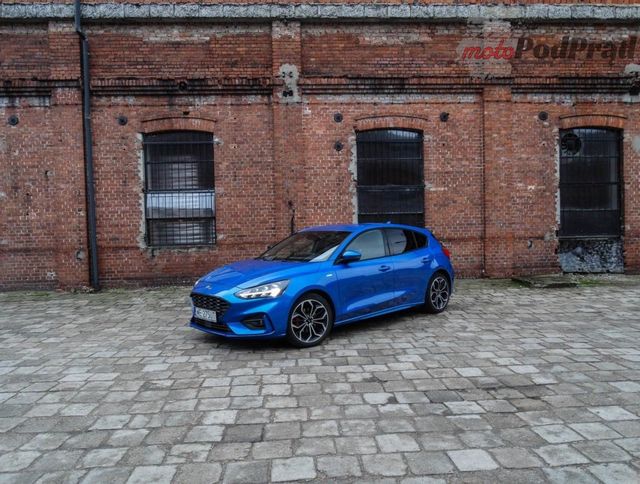 Zupełnie nowy Ford Focus ST Line 1.5 Ecoboost AT8