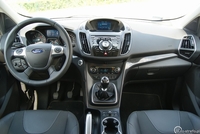 Ford Kuga 2.0 TDCi Titanium - wnętrze auta
