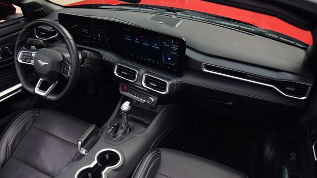 Test Ford Mustang Convertible V8: Najtańszy kabriolet z silnikiem V8 w Europie