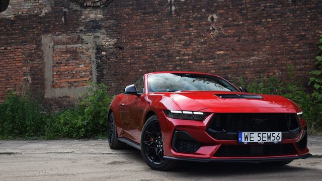 Test Ford Mustang Convertible V8: Najtańszy kabriolet z silnikiem V8 w Europie