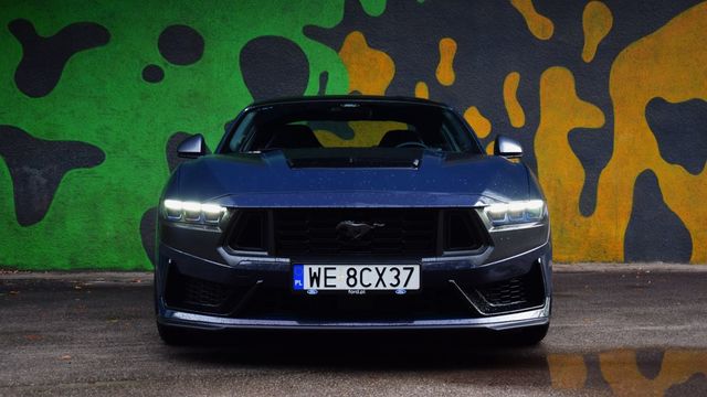 Ford Mustang Dark Horse podnosi poprzeczkę