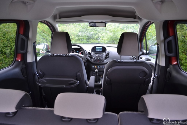 Rodzinny Ford Tourneo Courier