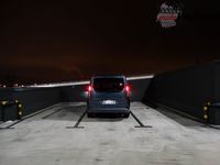 Ford Tourneo Connect - tył