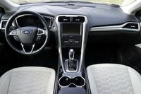  Ford Mondeo Vignale 2.0 TDCi - wnętrze
