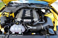 Ford Mustang GT - silnik