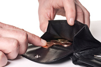 GUS: płace spadają