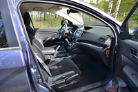 Honda CR-V - fotele przednie