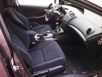 Honda Civic 1,6 i-DTEC - przednie fotele