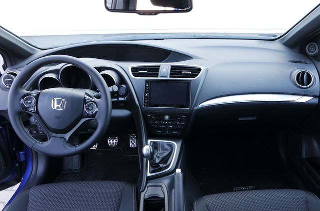 Honda Civic 1.8 i-VTEC Sport - dobry wybór